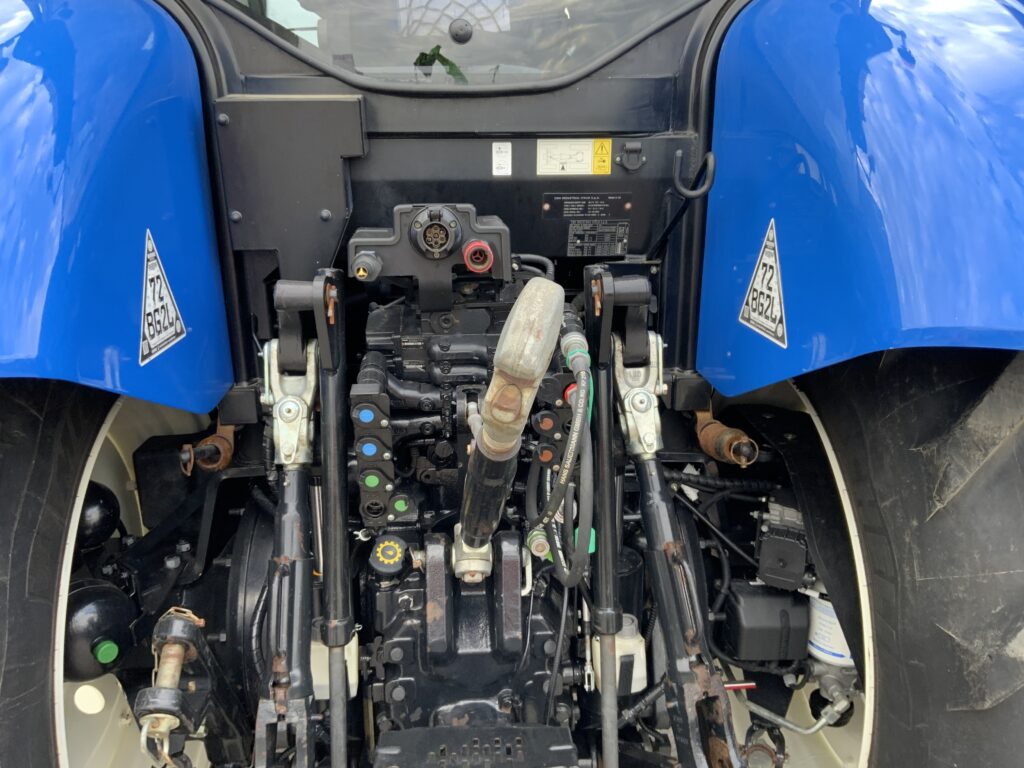 New Holland T7.210 Auto Command Tractor (ST26810)