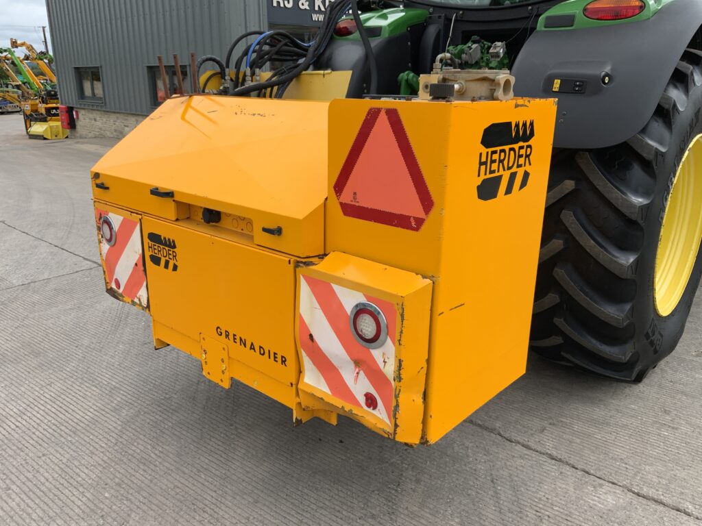 John Deere 6195R C/W Herder Mounted Hedge Trimmer (ST26503)