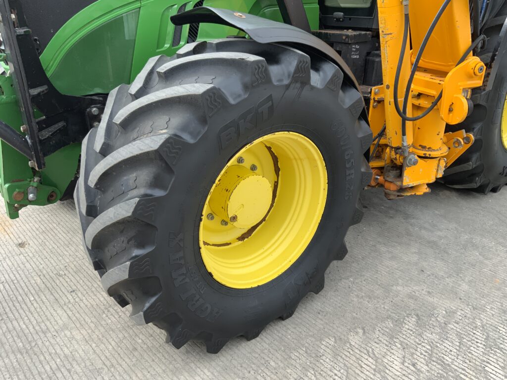 John Deere 6195R C/W Herder Mounted Hedge Trimmer (ST26503)
