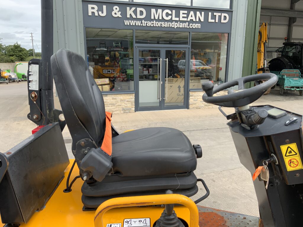JCB 1 Tonne Hi Tip Dumper (ST26924)