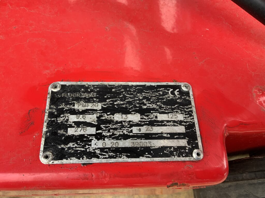 Fairport FFS 450 Road Saw Cutter