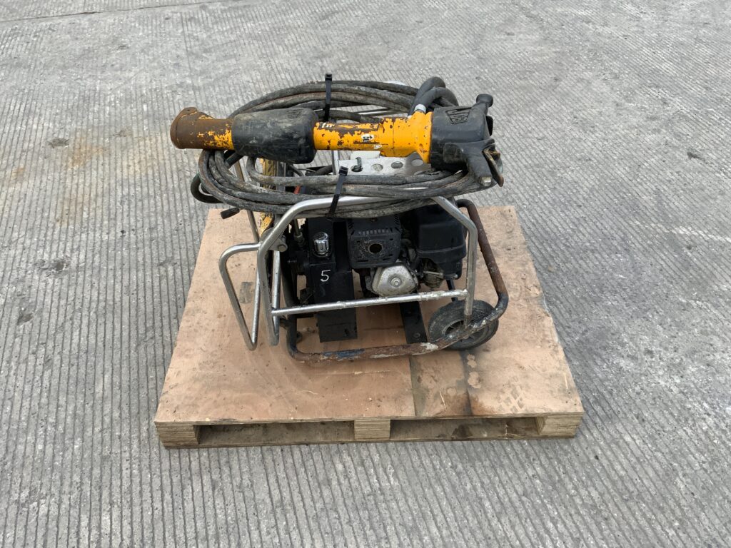JCB Beaver Pack