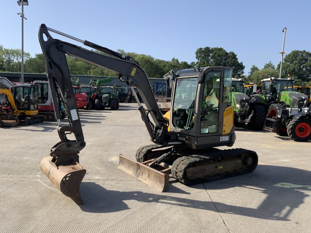 Volvo ECR50D Digger (ST26878)