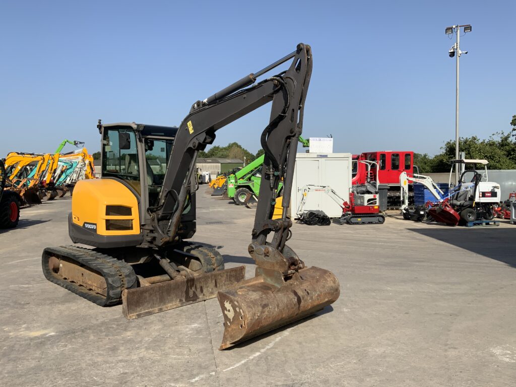 Volvo ECR50D Digger (ST26878)