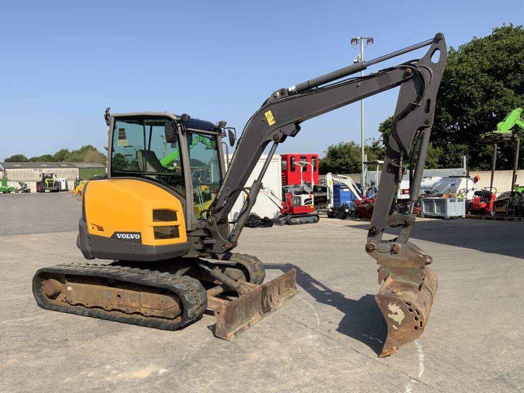 Volvo ECR50D Digger (ST26878)