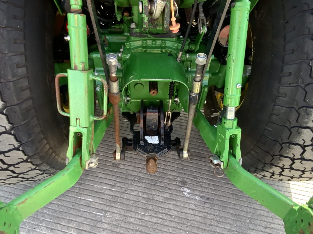 John Deere 3045R Compact Tractor (ST27066)