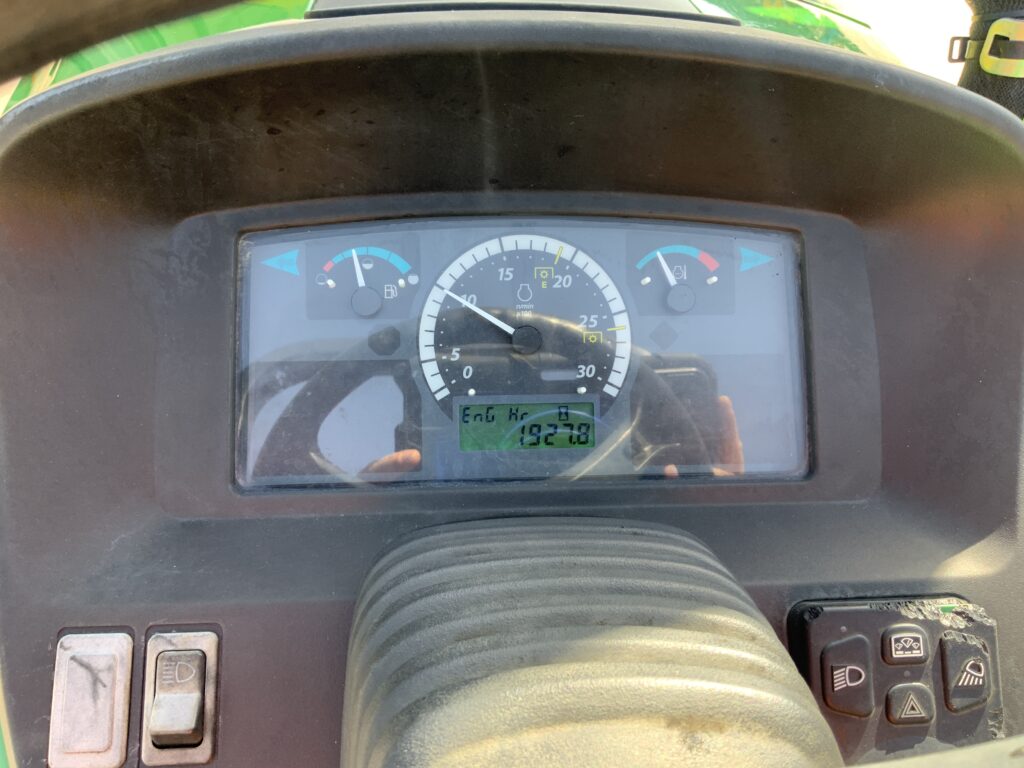 John Deere 3045R Compact Tractor (ST27066)