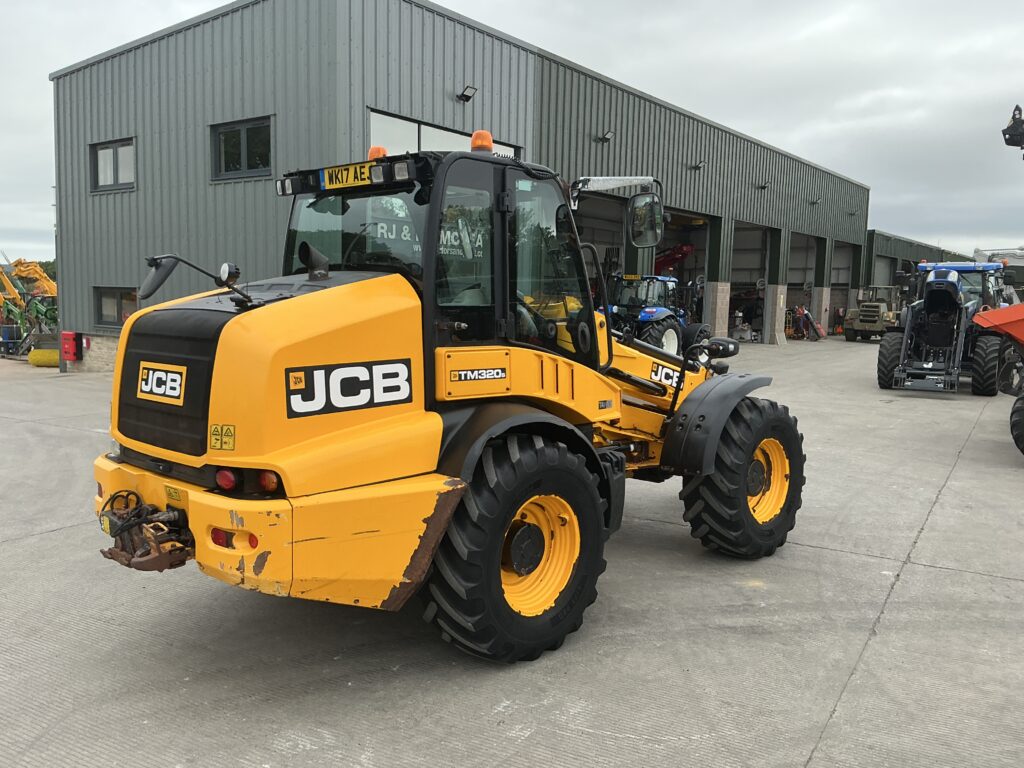 JCB TM320s Pivot Steer Telehandler (ST26310)