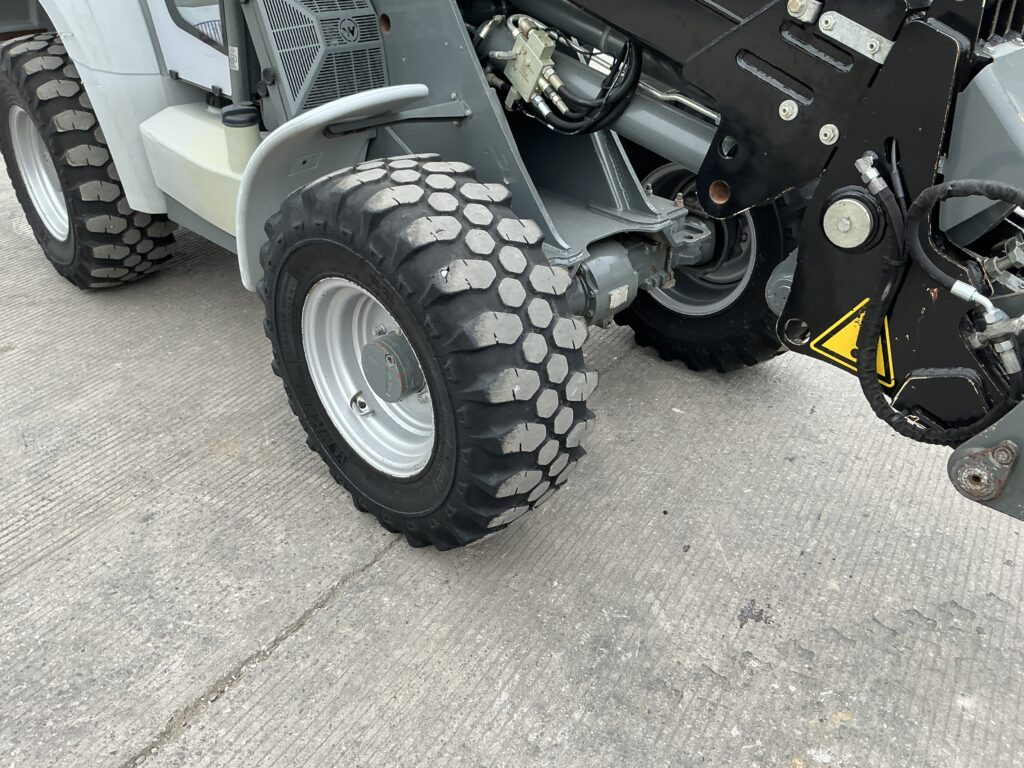 Kramer KL 25.5T Black Telescopic Loading Shovel (ST26763)