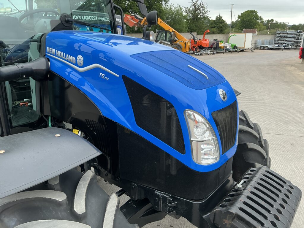 New Holland T5.110 Tractor (ST26832)