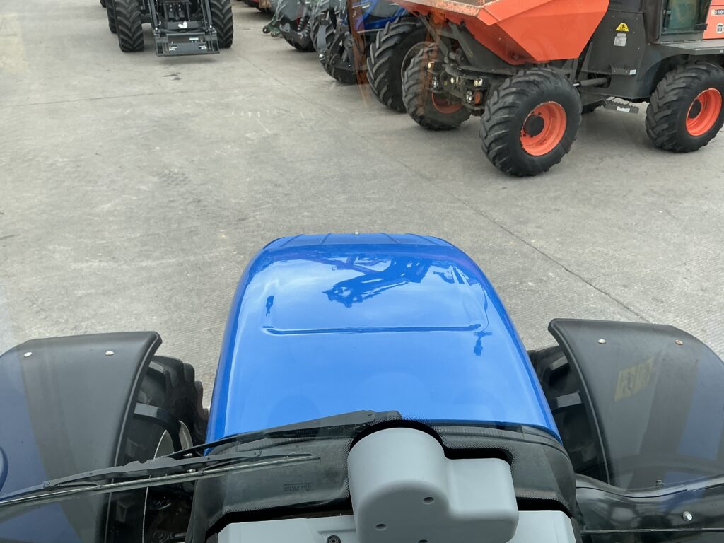 New Holland T5.110 Tractor (ST26832)