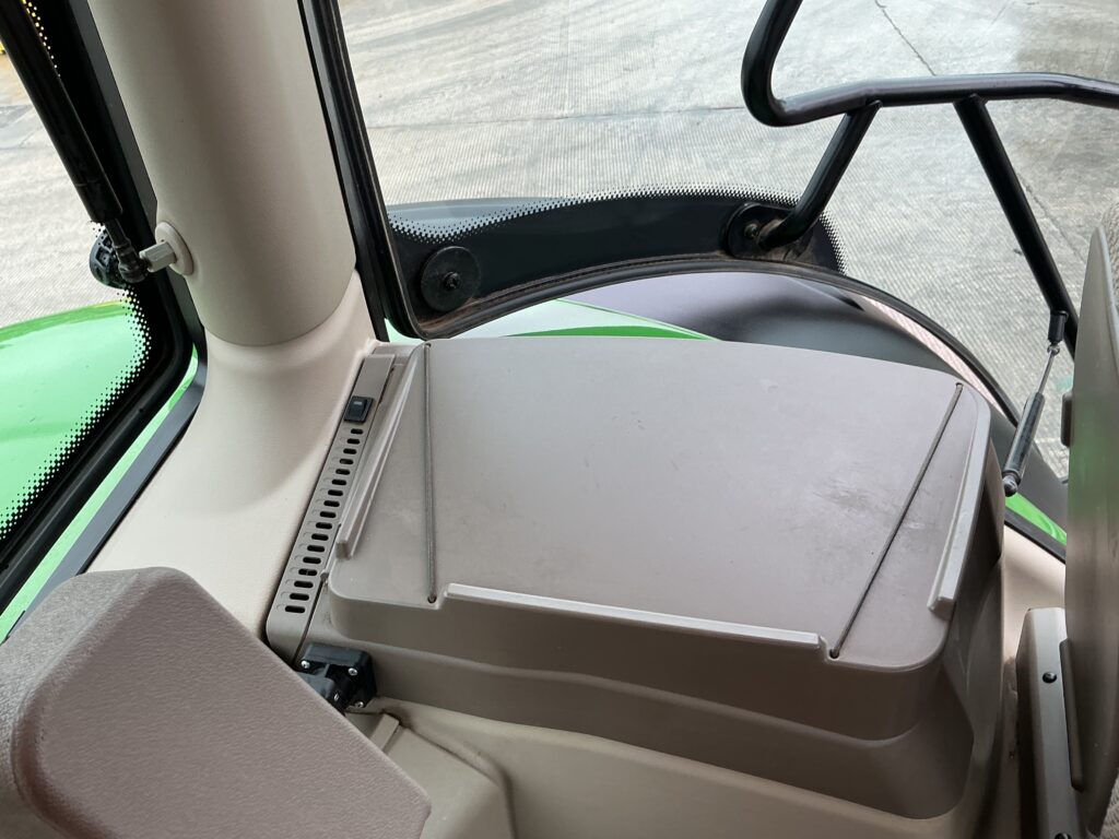 John Deere 6195R Ultimate Edition Tractor (ST26803)