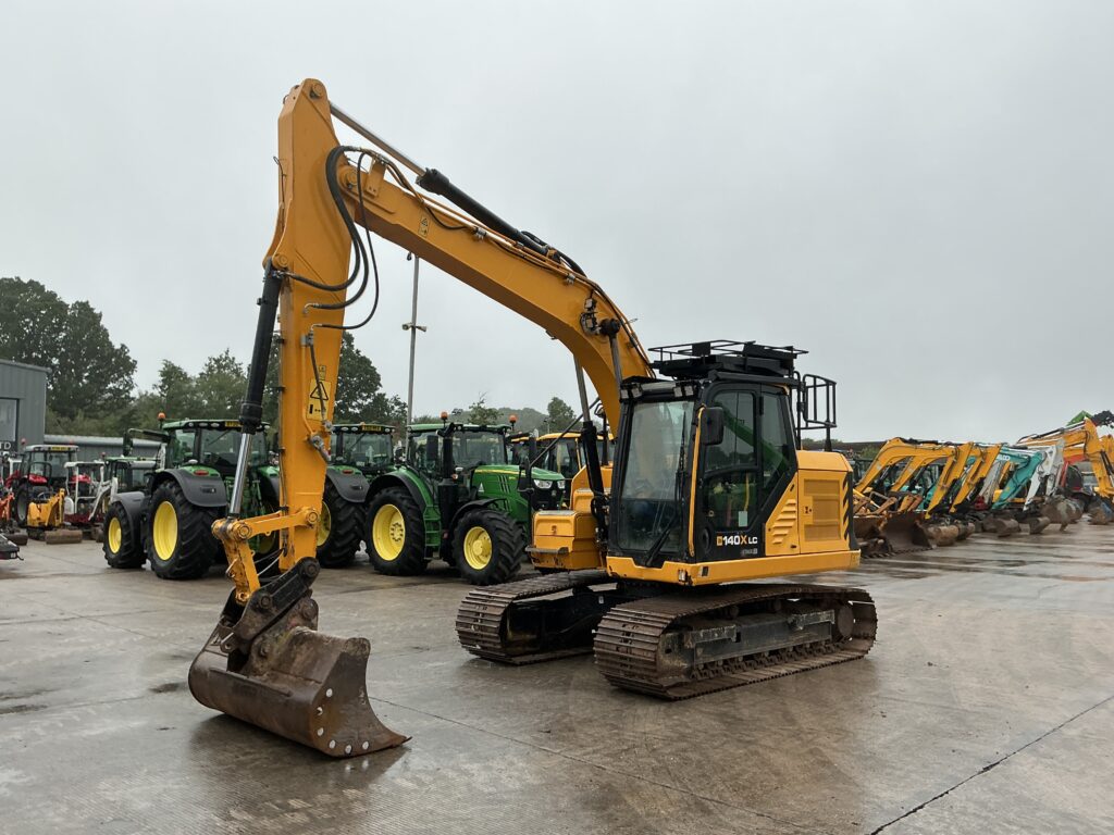JCB 140X LC Digger (ST26601)