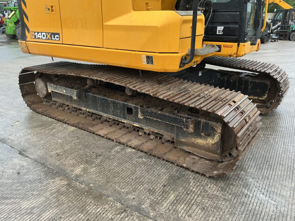 JCB 140X LC Digger (ST26601)