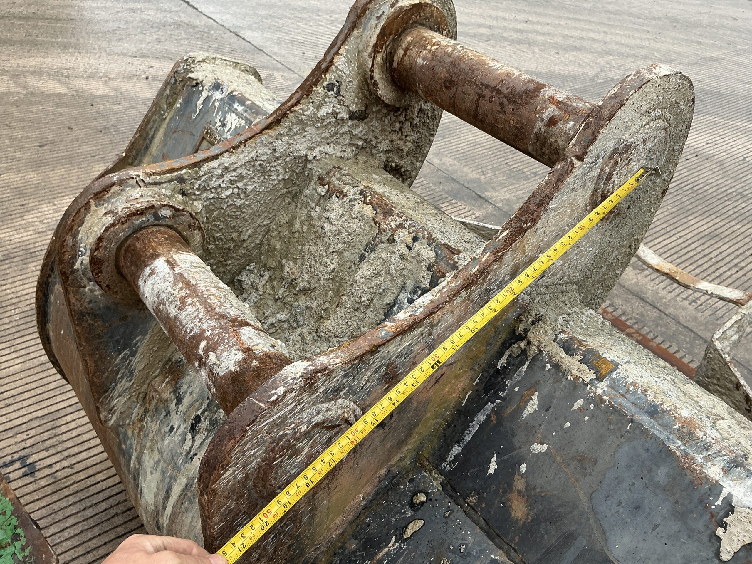 4 Ft Concrete Pouring Bucket