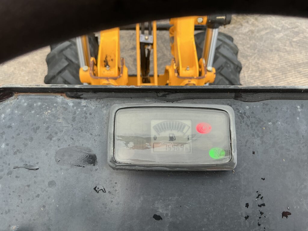 JCB 1 Tonne Hi Tip Dumper (ST26923)