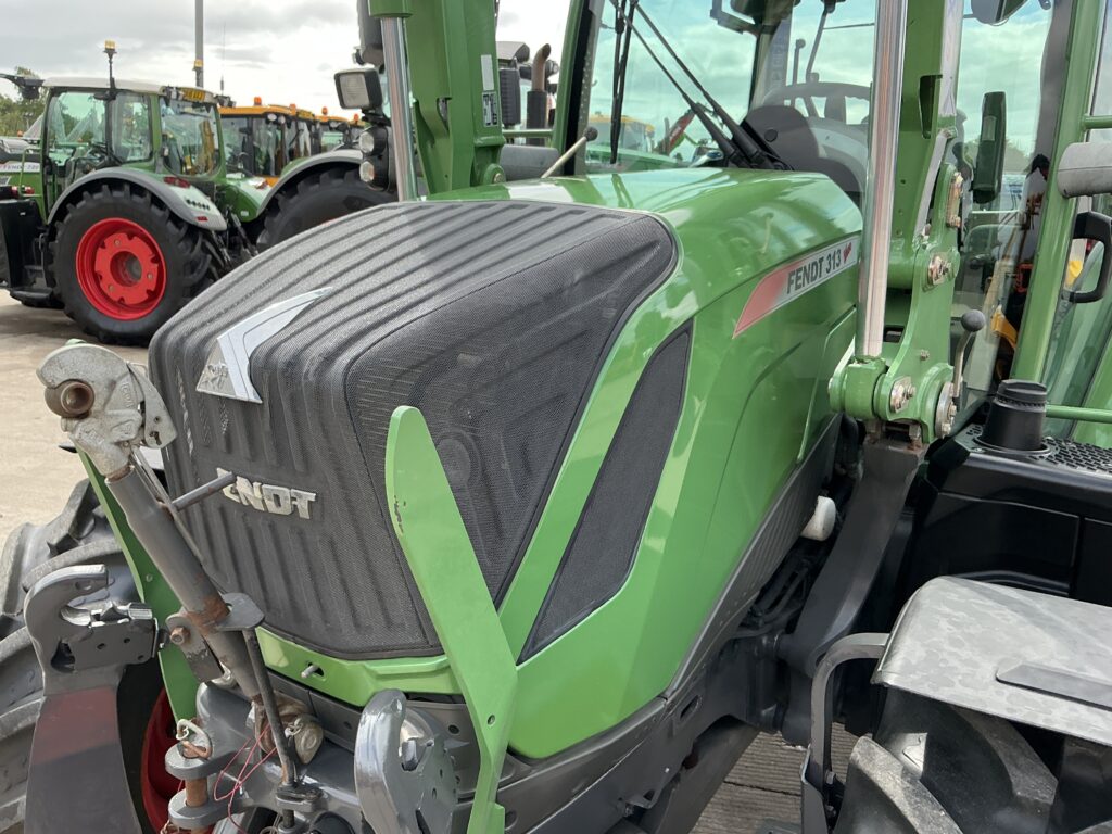 Fendt 313 Tractor (ST26375)