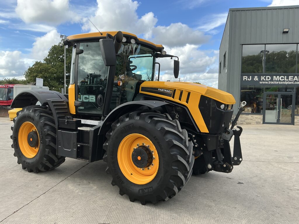JCB 4220 Fastrac Tractor (ST26781)
