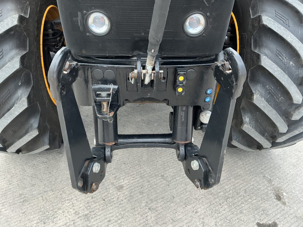 JCB 4220 Fastrac Tractor (ST26781)