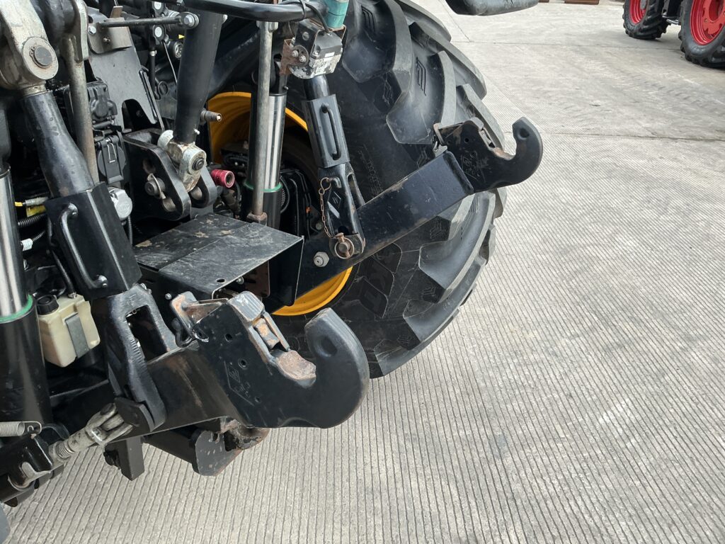 JCB 4220 Fastrac Tractor (ST26781)
