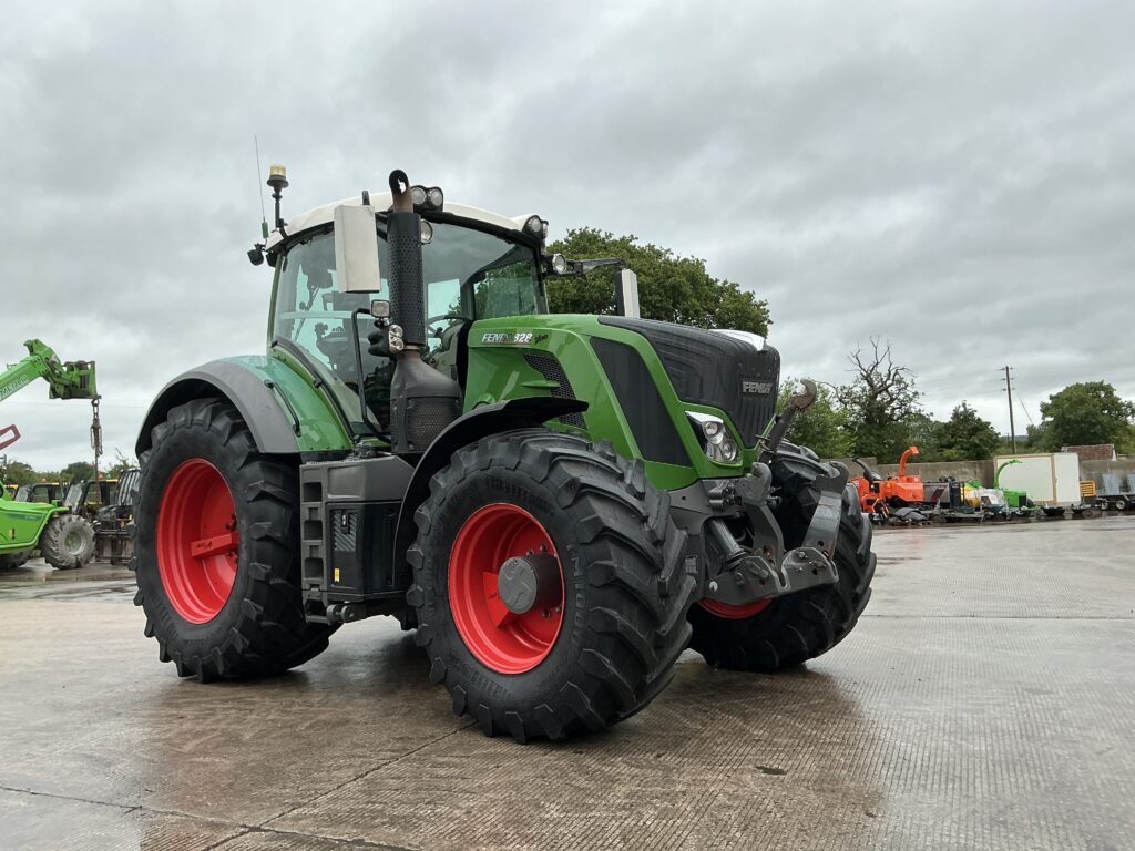 Fendt 828 Profi Plus Tractor (ST26831)