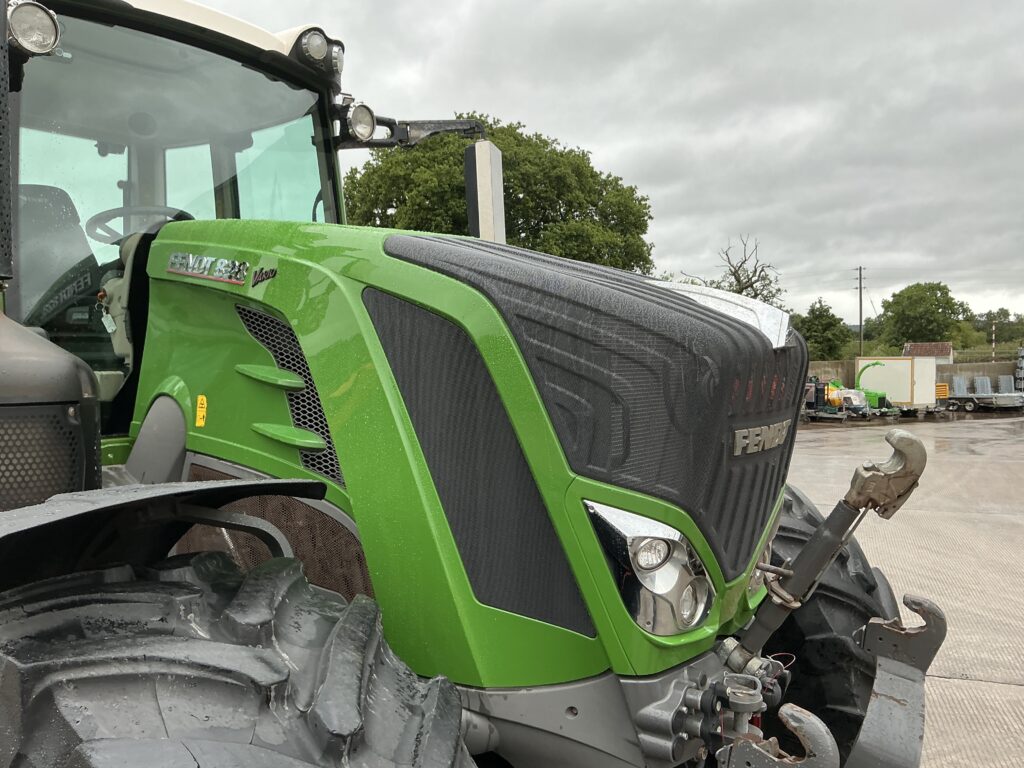 Fendt 828 Profi Plus Tractor (ST26831)