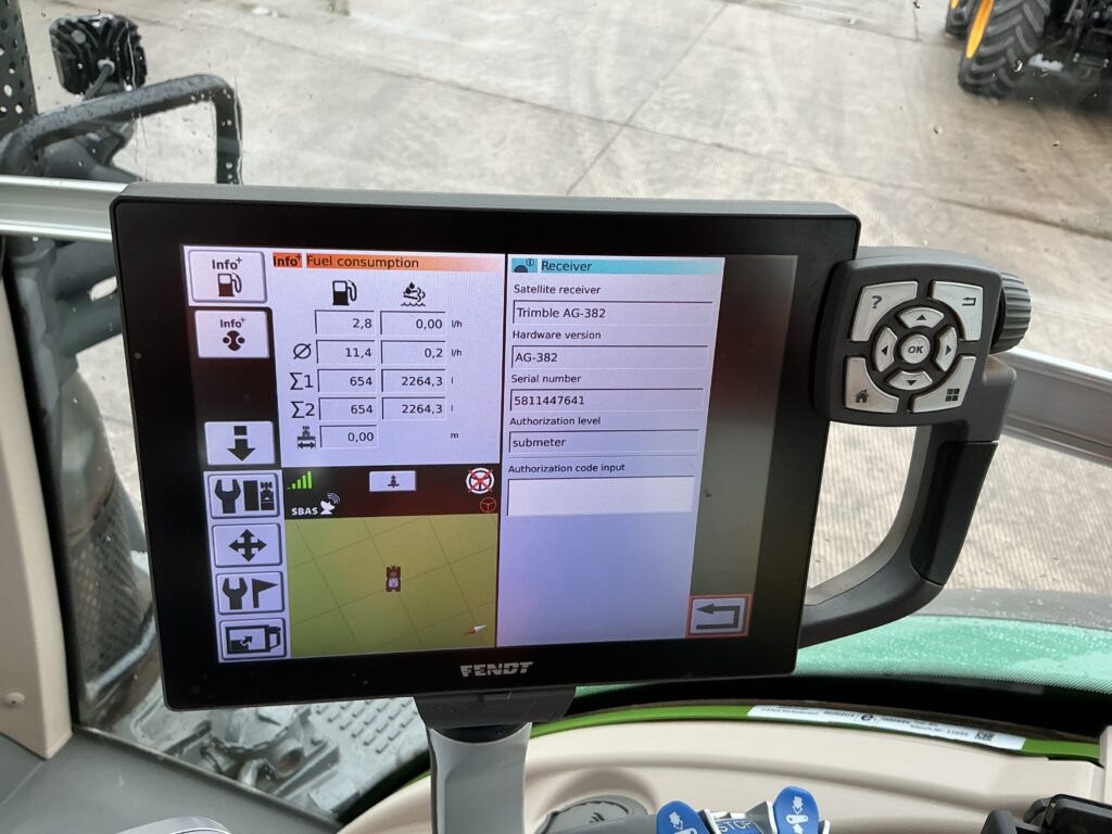 Fendt 828 Profi Plus Tractor (ST26831)