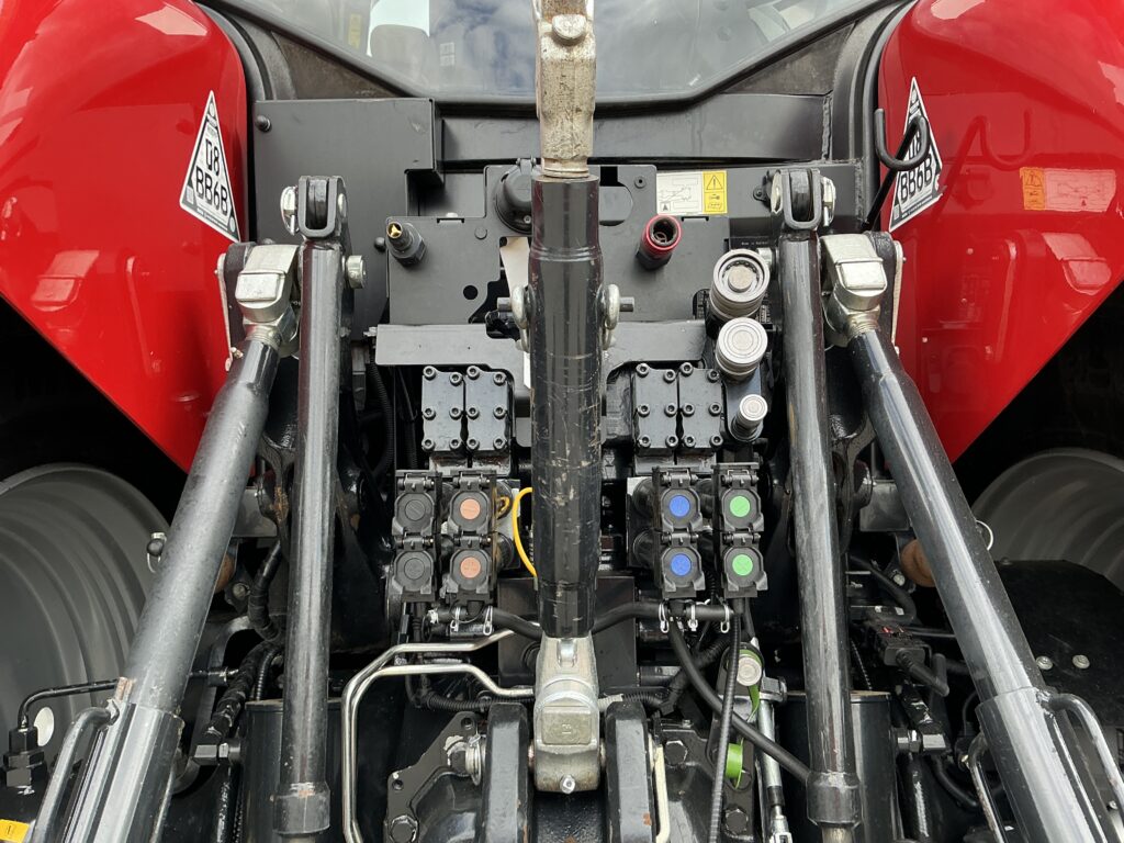 Case 185 Puma Multi Controller Tractor (ST26928)
