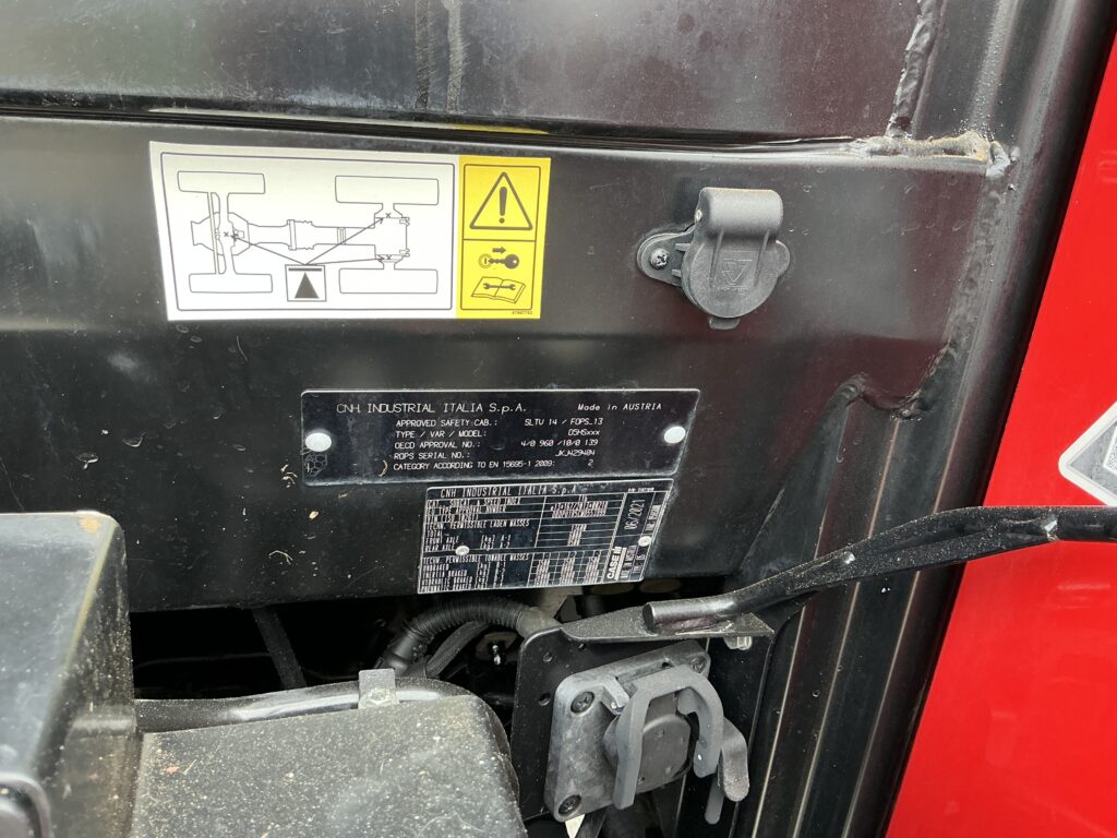 Case 185 Puma Multi Controller Tractor (ST26928)