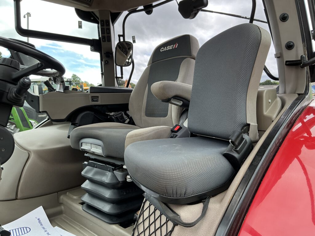 Case 185 Puma Multi Controller Tractor (ST26928)