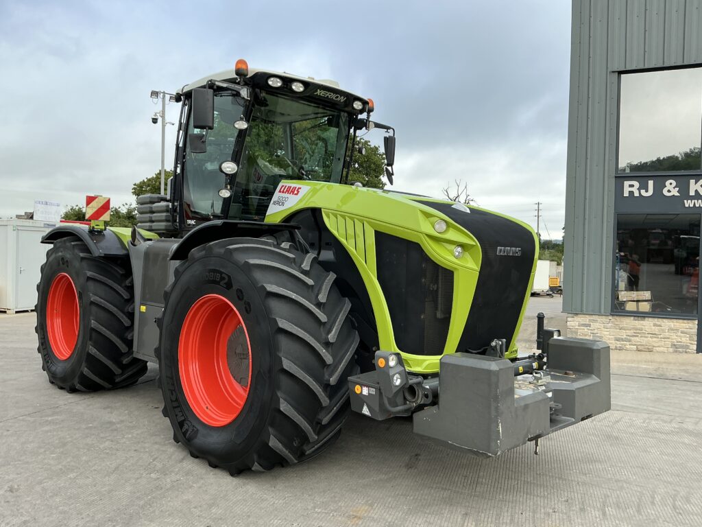 Claas Xerion Trac 5000 Tractor (ST26926)
