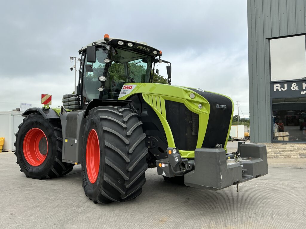 Claas Xerion Trac 5000 Tractor (ST26926)