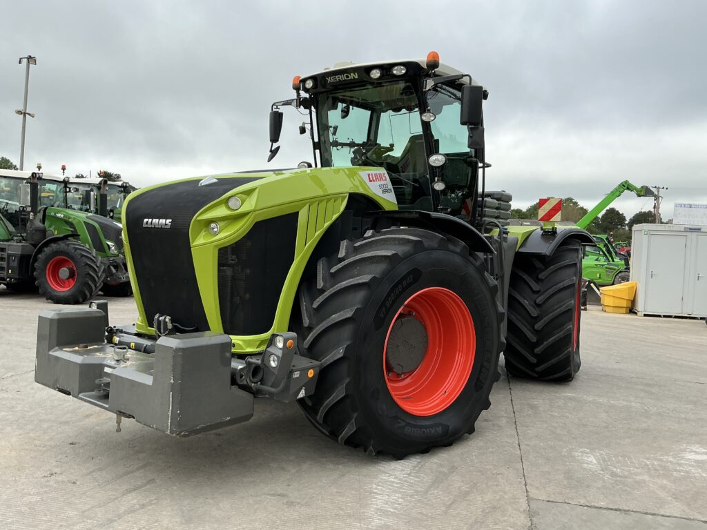 Claas Xerion Trac 5000 Tractor (ST26926)