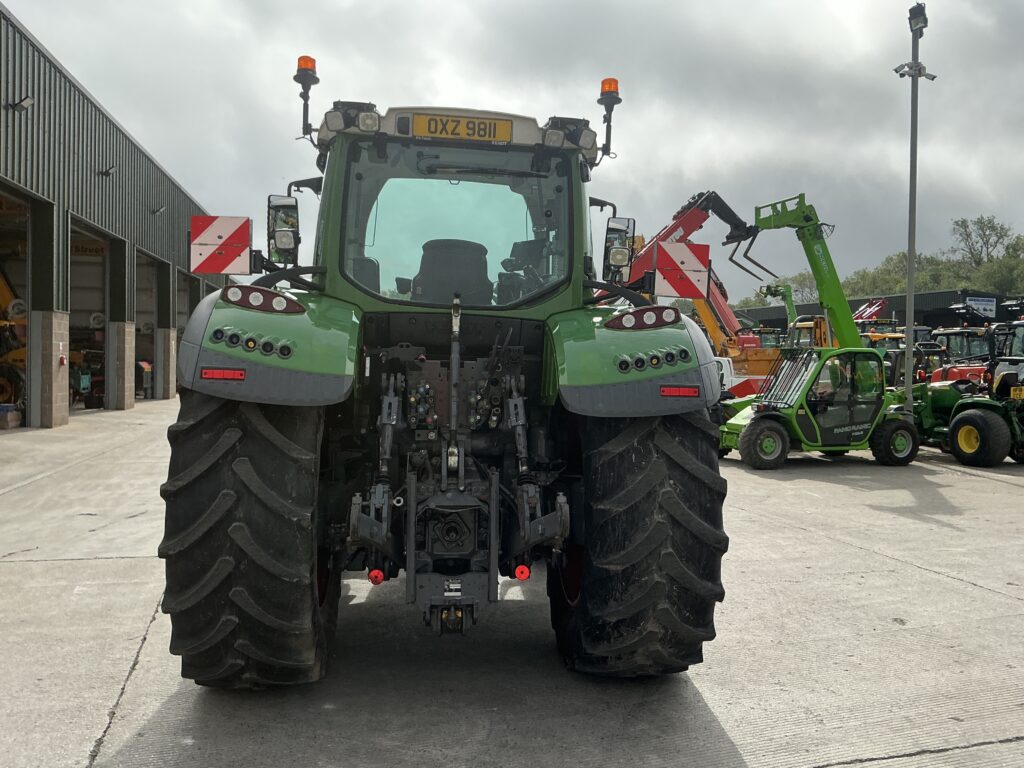 Fendt 720 Profi Plus Tractor (ST26896)