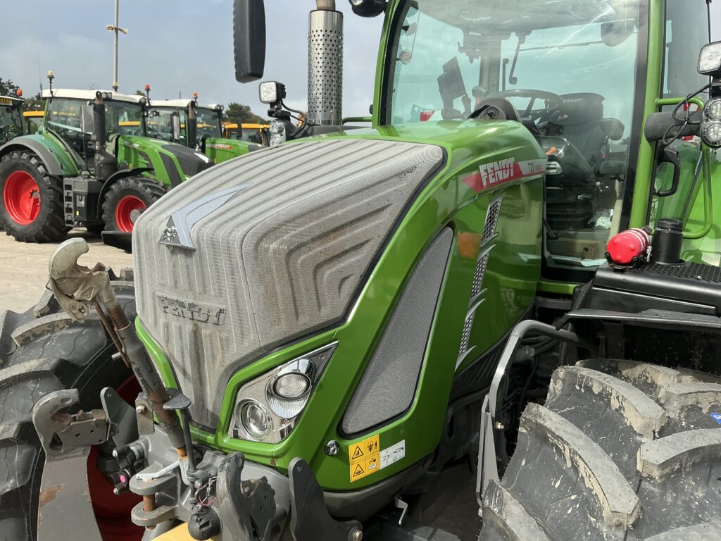 Fendt 720 Profi Plus Tractor (ST26896)