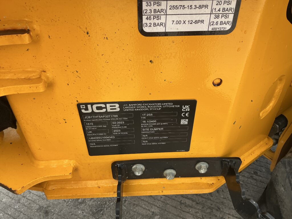JCB 1 Tonne Hi Tip-2 Dumper (ST27101)