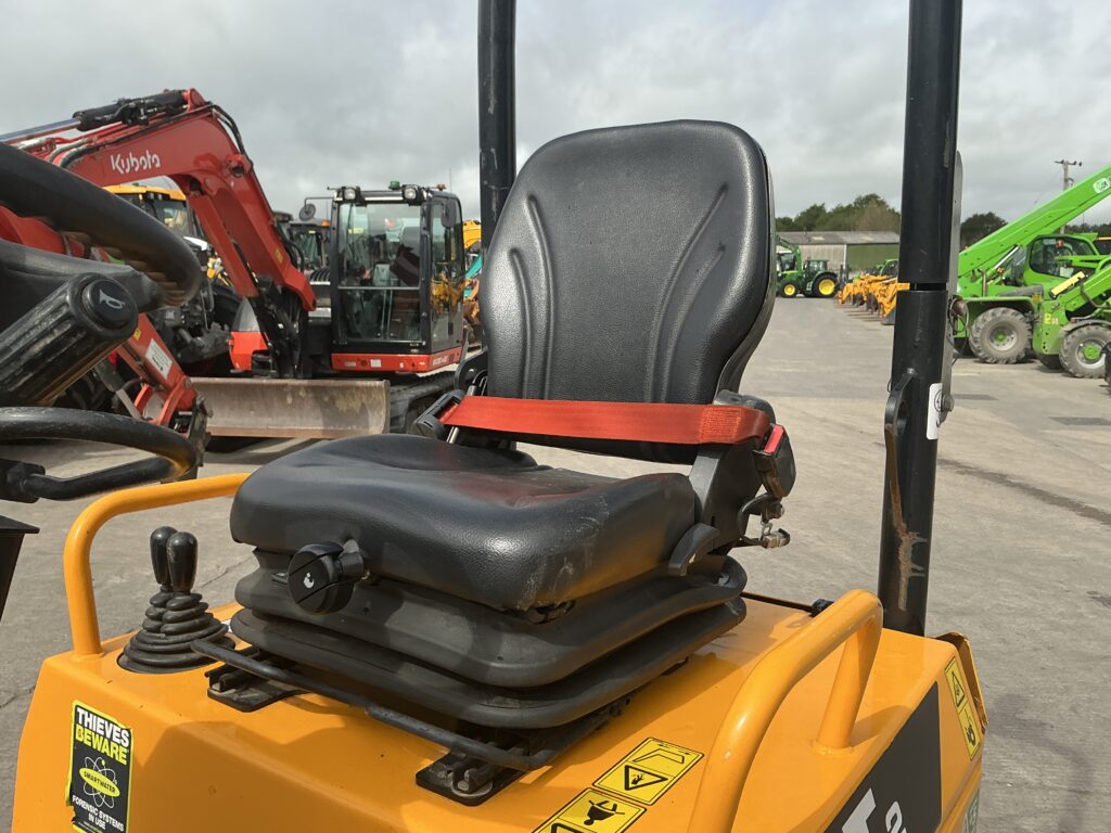 JCB 1 Tonne Hi Tip-2 Dumper (ST27101)