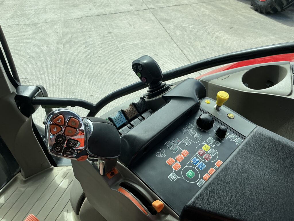 Case 135 Maxxum Multi Controller Tractor (ST26515)
