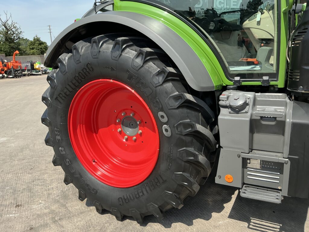 Fendt 516 Power Plus Tractor (ST27075)