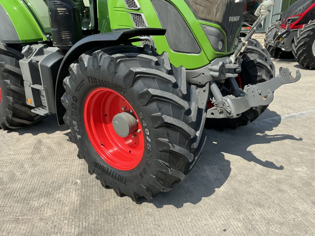 Fendt 516 Power Plus Tractor (ST27075)