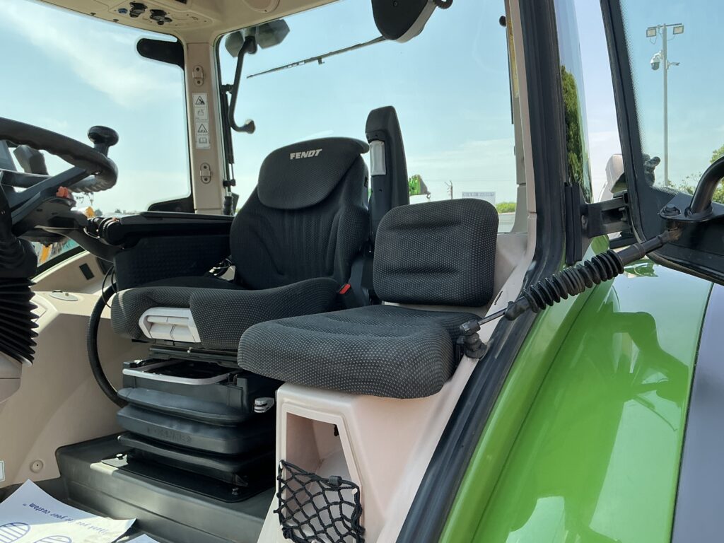 Fendt 516 Power Plus Tractor (ST27075)