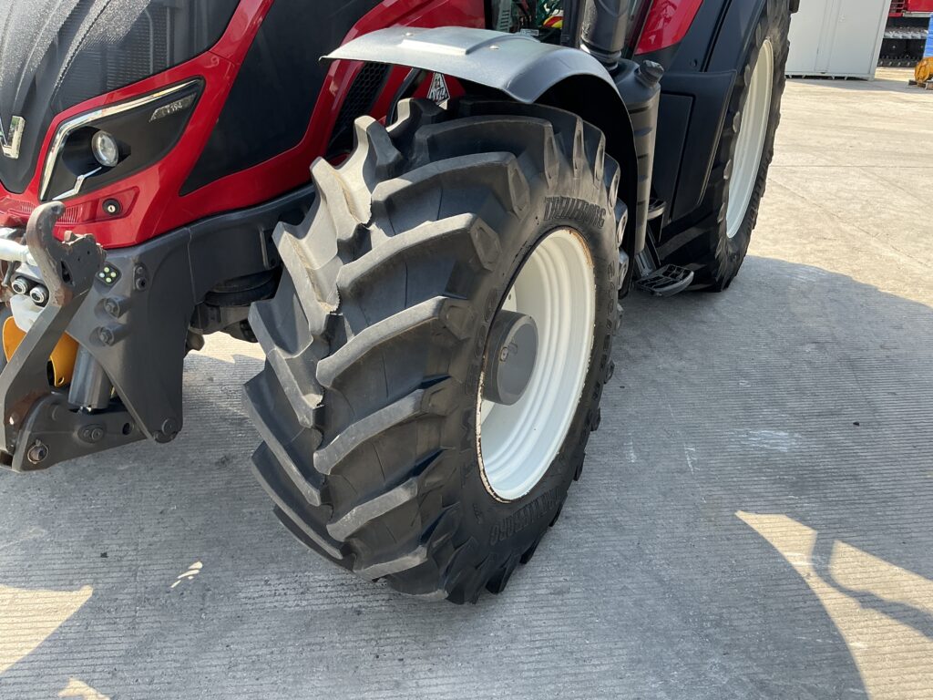 Valtra T194 Direct Tractor (ST26486)