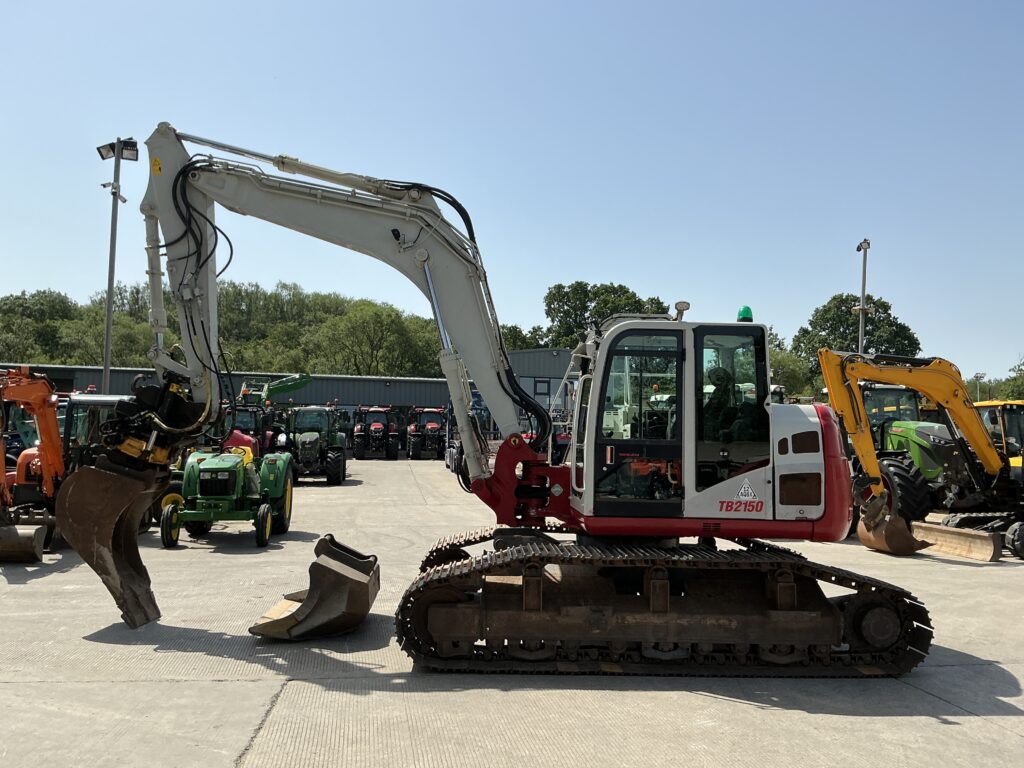 Takeuchi TB2150 C/W Engcon Tiltrotor Digger (ST27032)