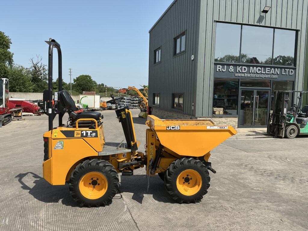 JCB 1 Tonne-2 Hi tip Dumper (ST27099)