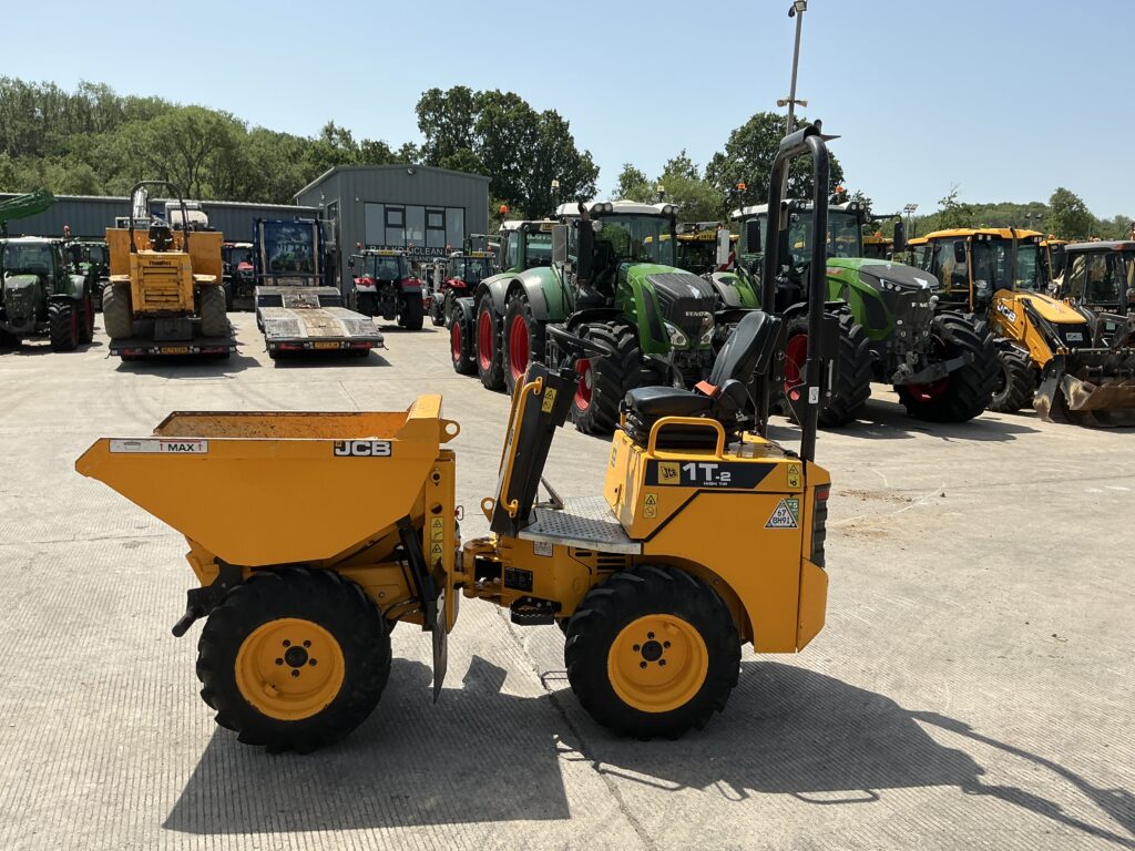 JCB 1 Tonne-2 Hi tip Dumper (ST27099)