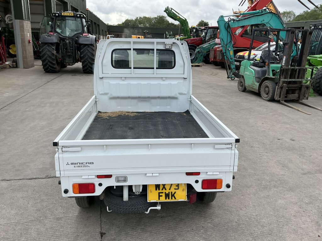 Mitsubishi Mini Cab 4WD 350Kg Truck (ST27058)