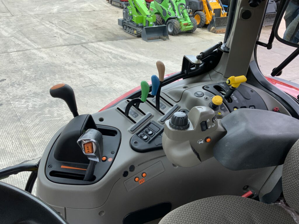 Case Maxxum 125 Tractor (ST26224)