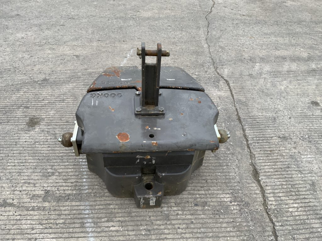 Claas 900Kg with 600kg Extension Weight Block (ST27017)