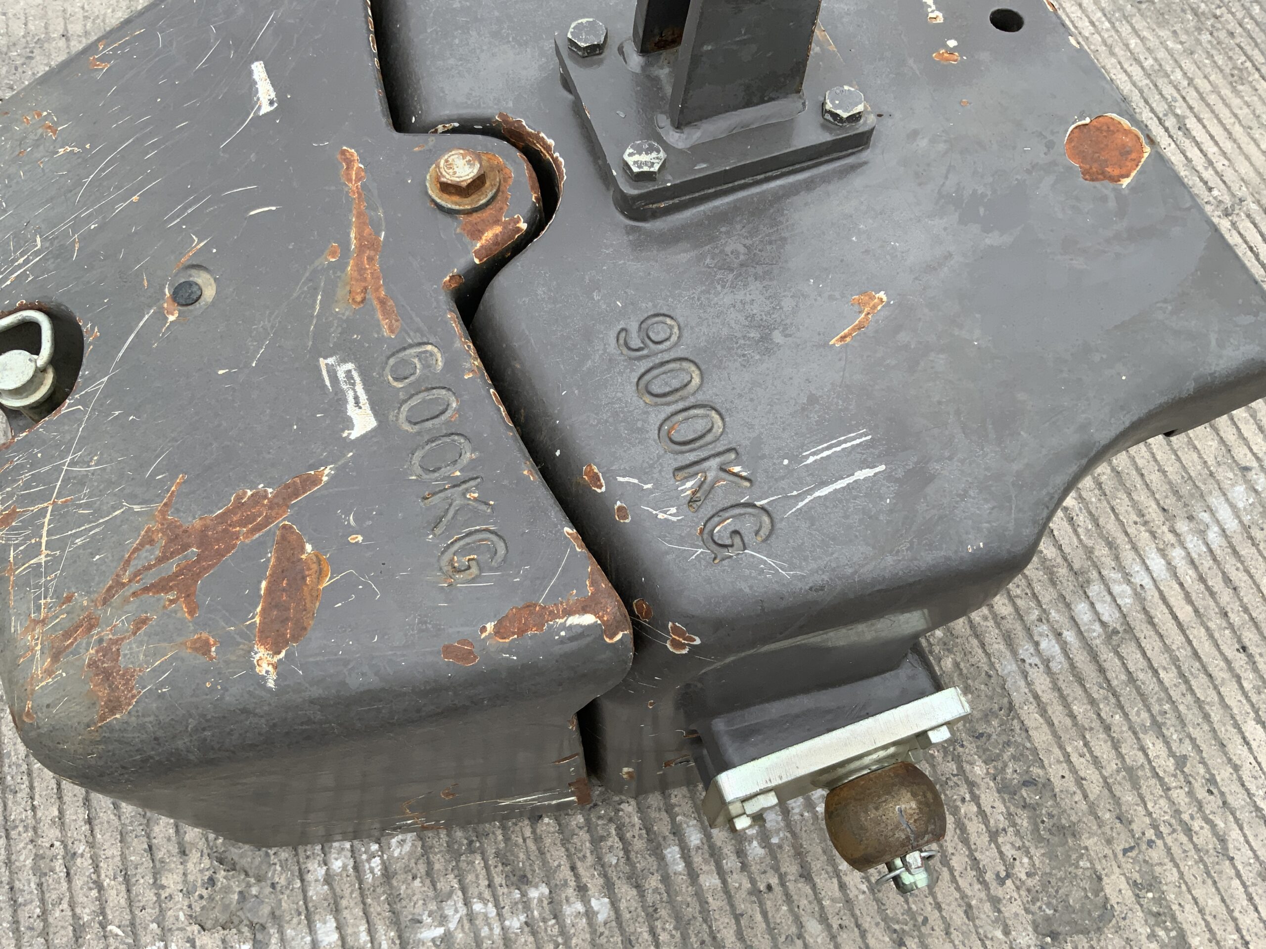 Claas 900Kg with 600kg Extension Weight Block (ST27017)