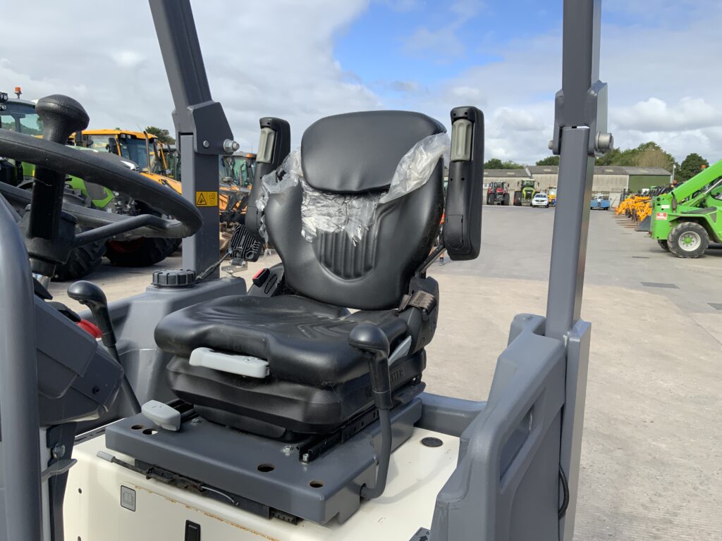 DYNAPAC CC1200C VI Roller (ST25092)